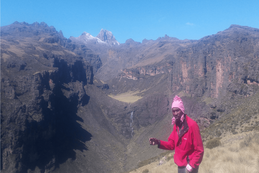 7 DAYS MOUNT KENYA CLIMBING CHOGORIA SIRIMON ROUTE